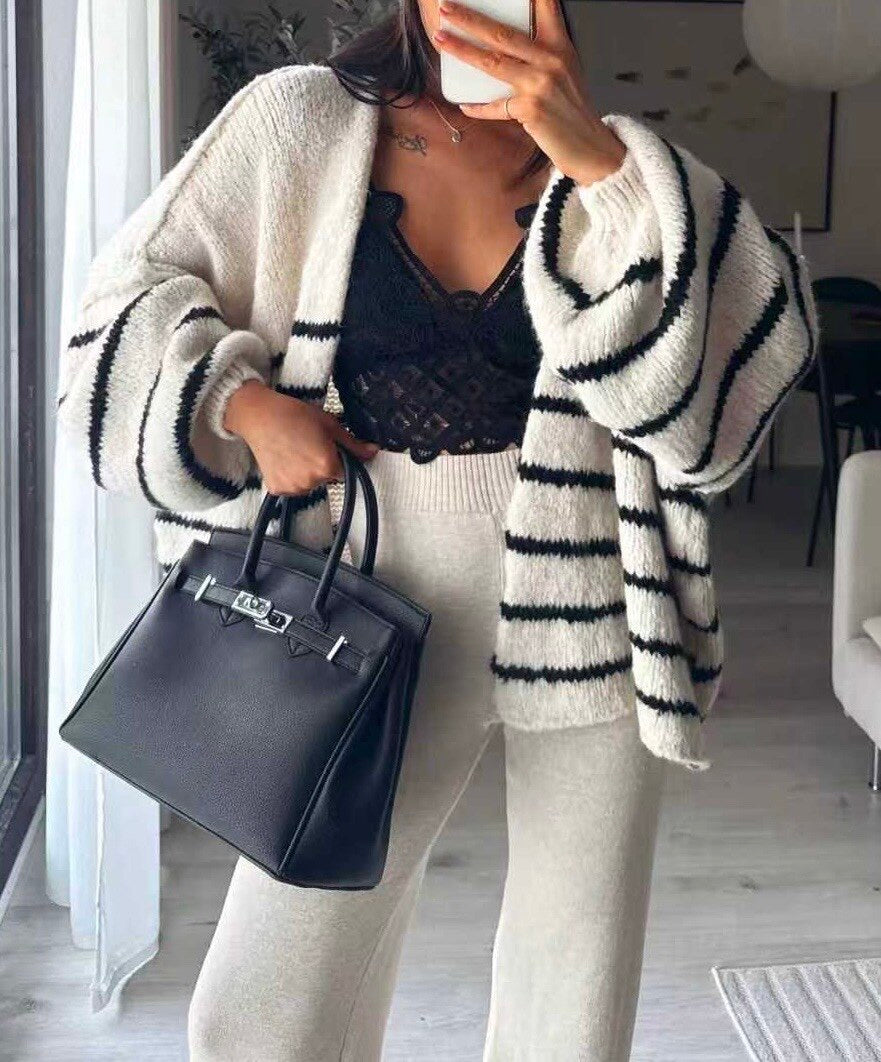 ⊹ SIMI Strickjacke Beige ⊹