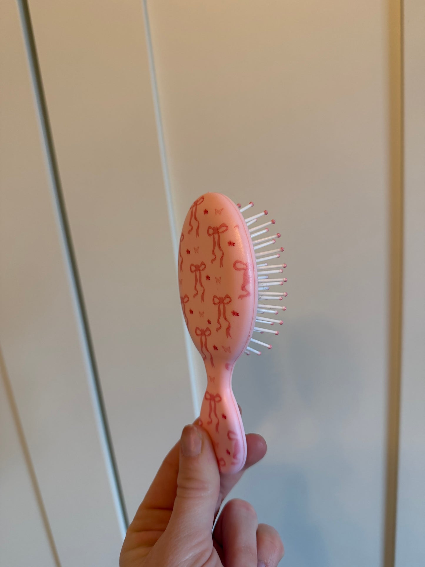 ⊹ BOWTIE Haarbürste ⊹