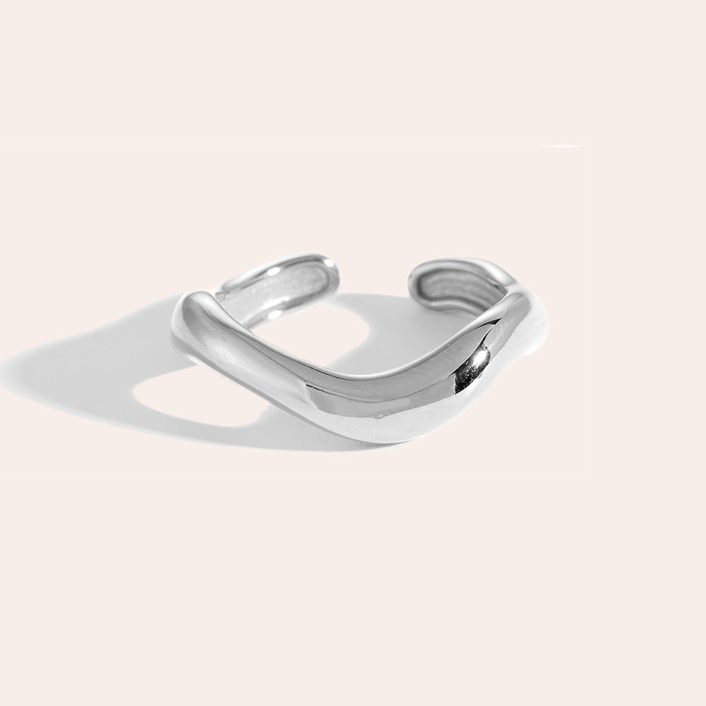 ⊹ SIMPLE WAVY Ring Silber ⊹