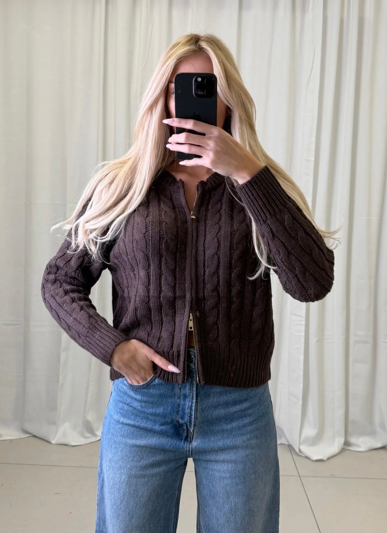 ⊹ ZOPFI Strickjacke Braun ⊹