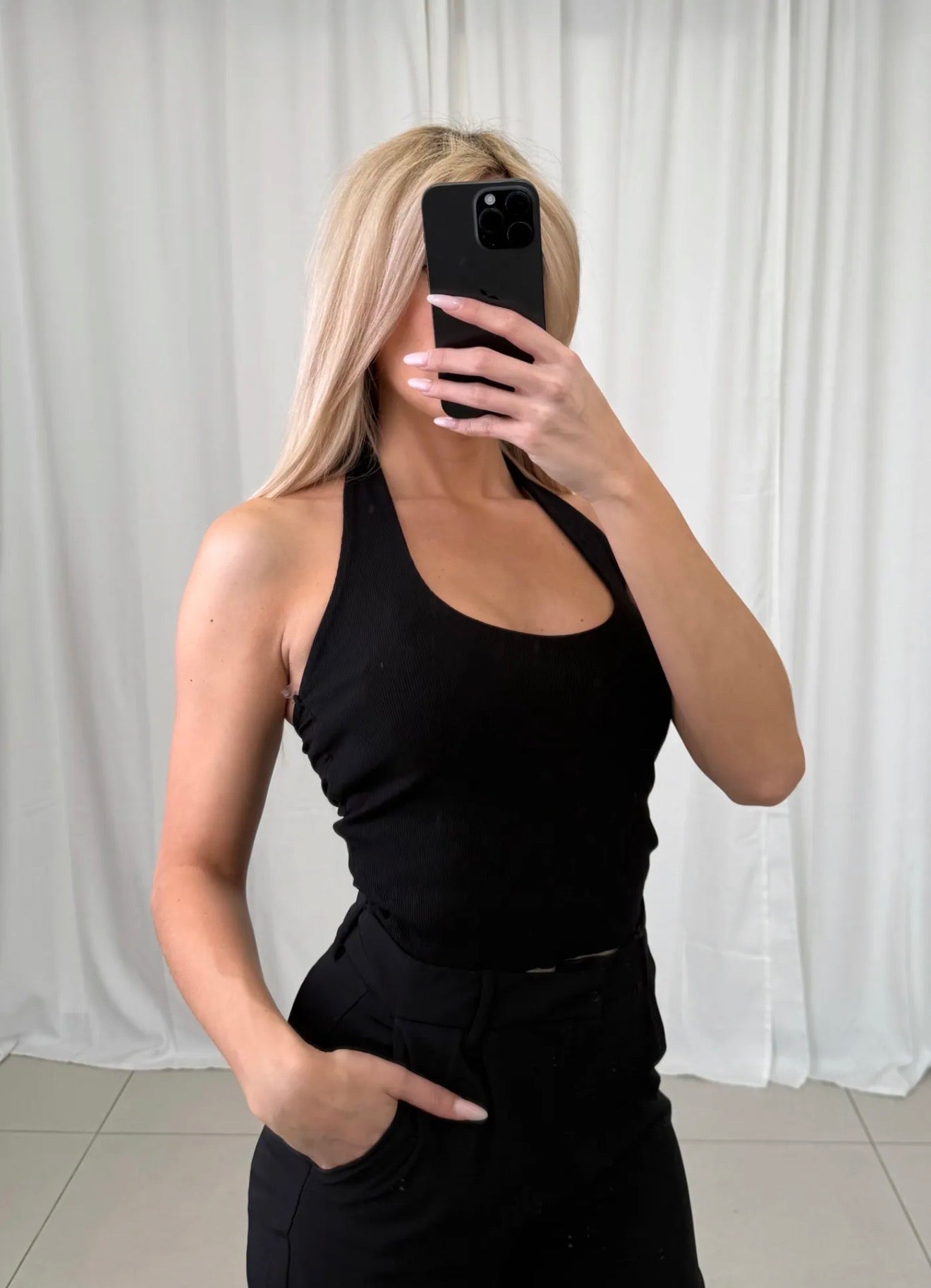⊹ DEMI Neckholdertop Black ⊹