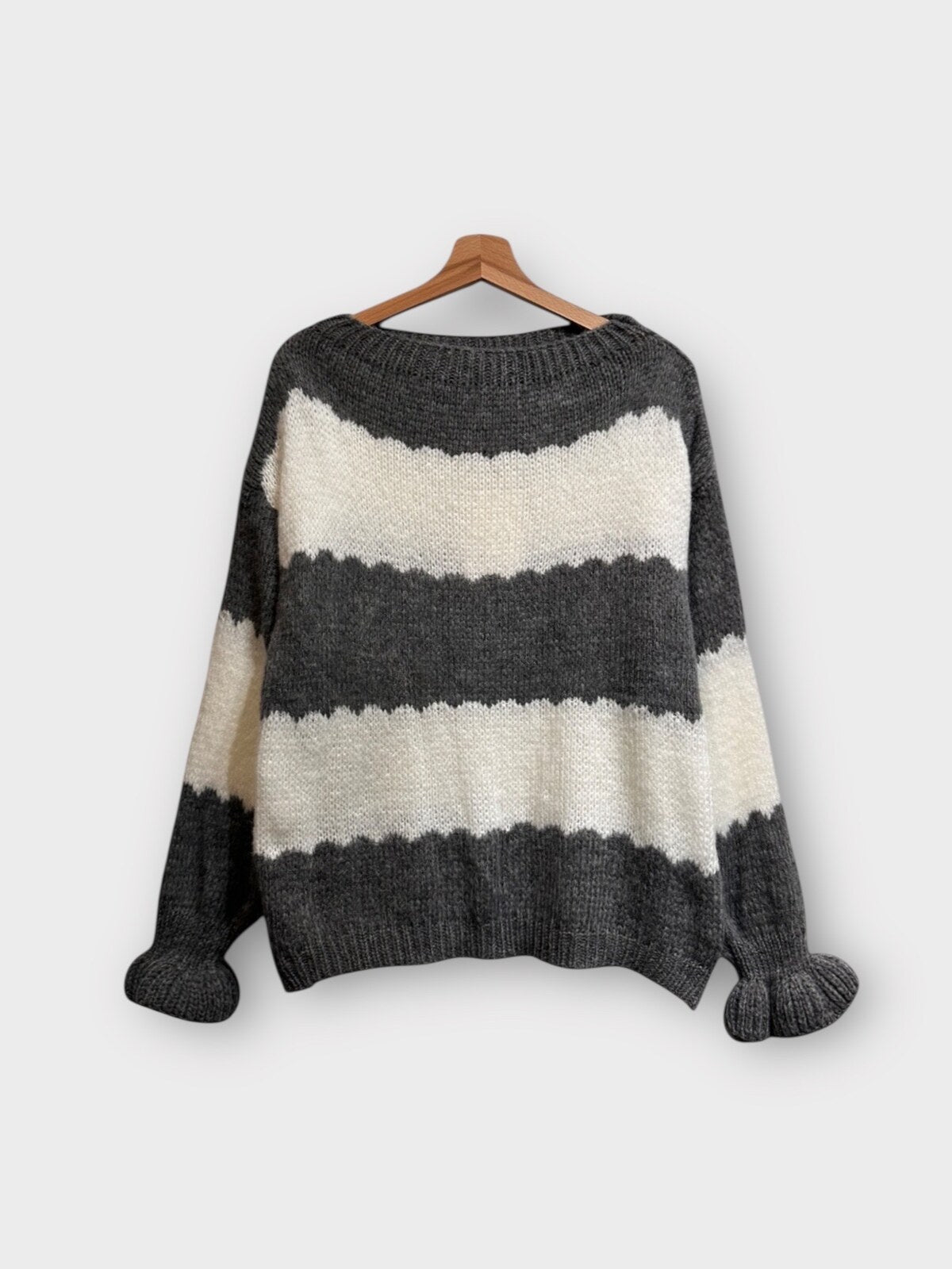 ⊹ NOLA Strickpullover Grau ⊹