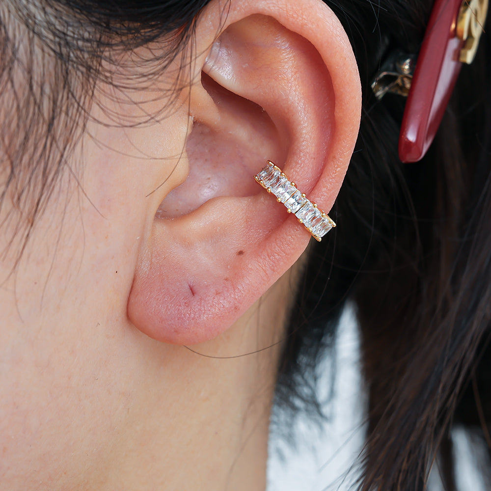⊹ BIG DIAMOND Earcuff Gold ⊹