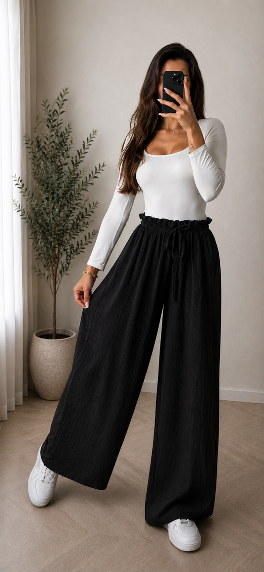 ⊹ MIA Musselinhose Black ⊹