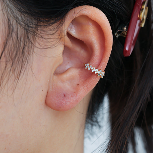⊹ DIAMOND Earcuff Gold ⊹