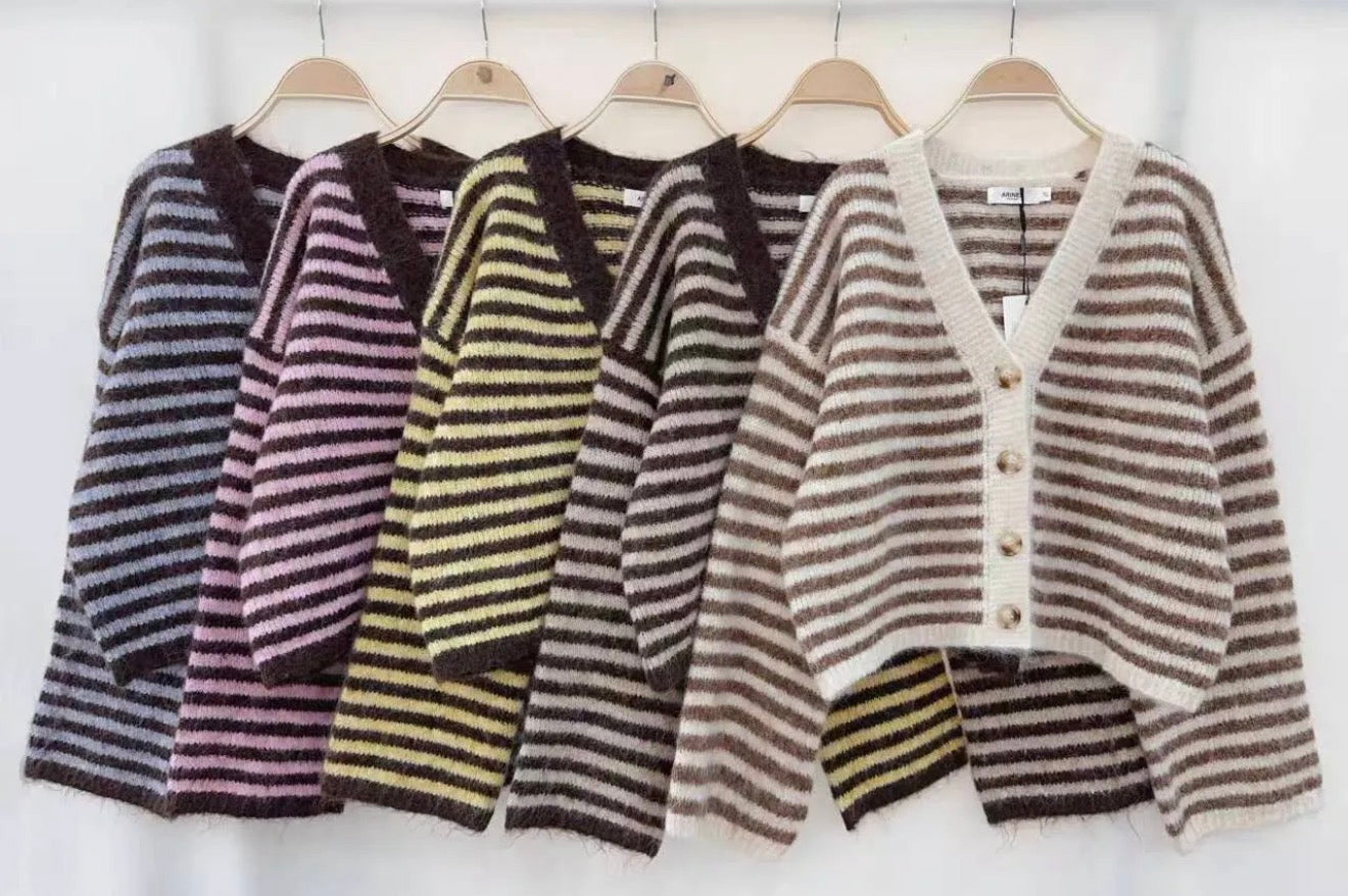 ⊹ LIV Strickjacke ⊹