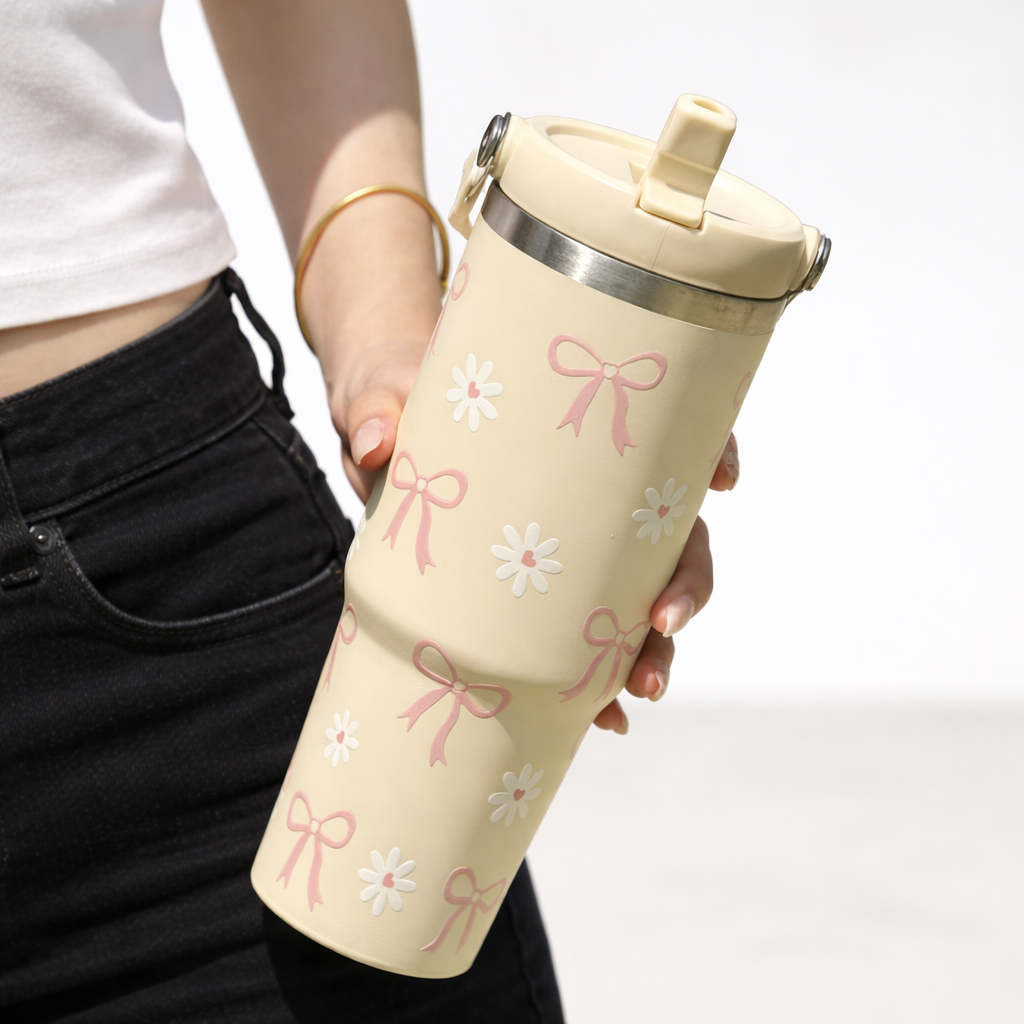 ⊹ BOWTIE Cup 0.9 LITER ⊹