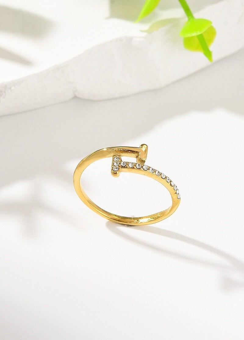 ⊹ NELLY Ring Gold ⊹