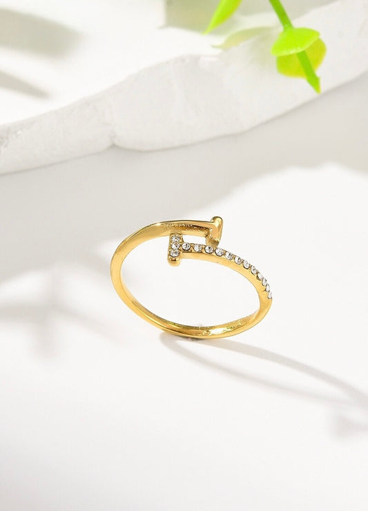 ⊹ NELLY Ring Gold ⊹