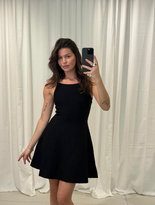 ⊹ LUMI Short Kleid Black ⊹