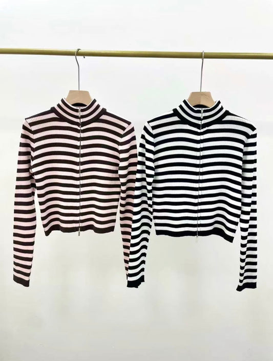 ⊹ NEO Strickjacke Rose & Black ⊹