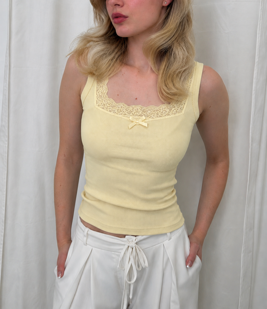 ⊹ BELA Top Yellow ⊹