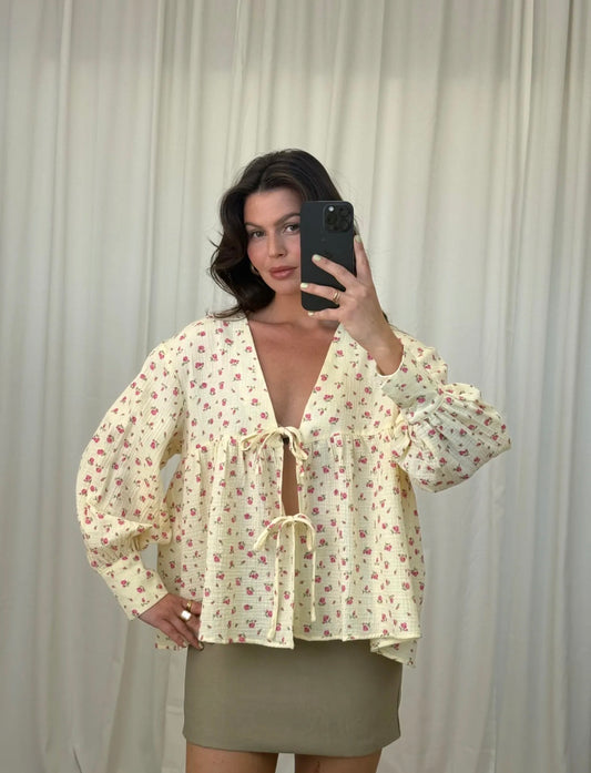 ⊹ LINA Bluse Butteryellow ⊹