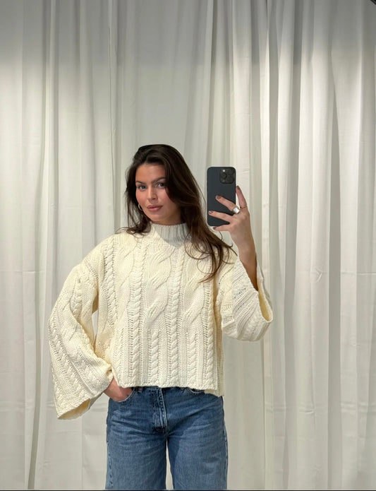 ⊹ JENNA Strickpullover Beige ⊹