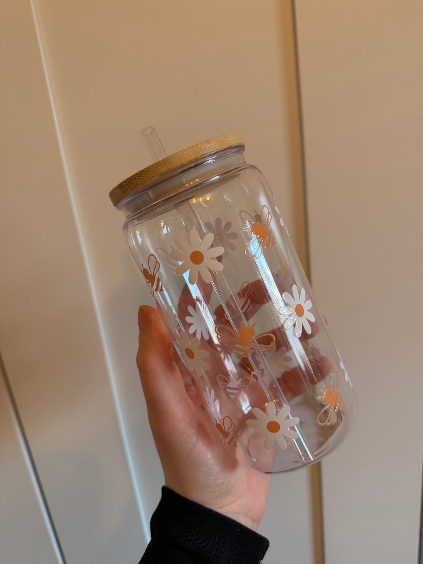 ⊹ BEE Becher ⊹