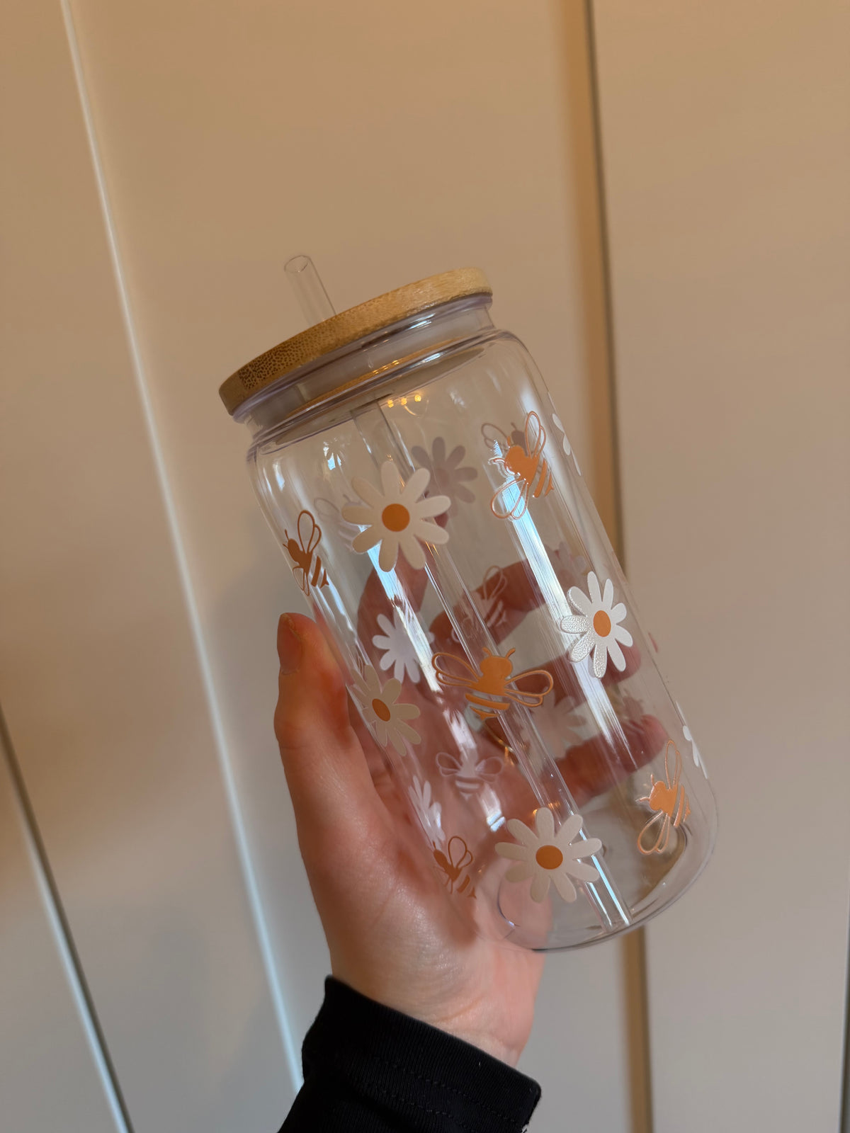 ⊹ BEE Becher ⊹