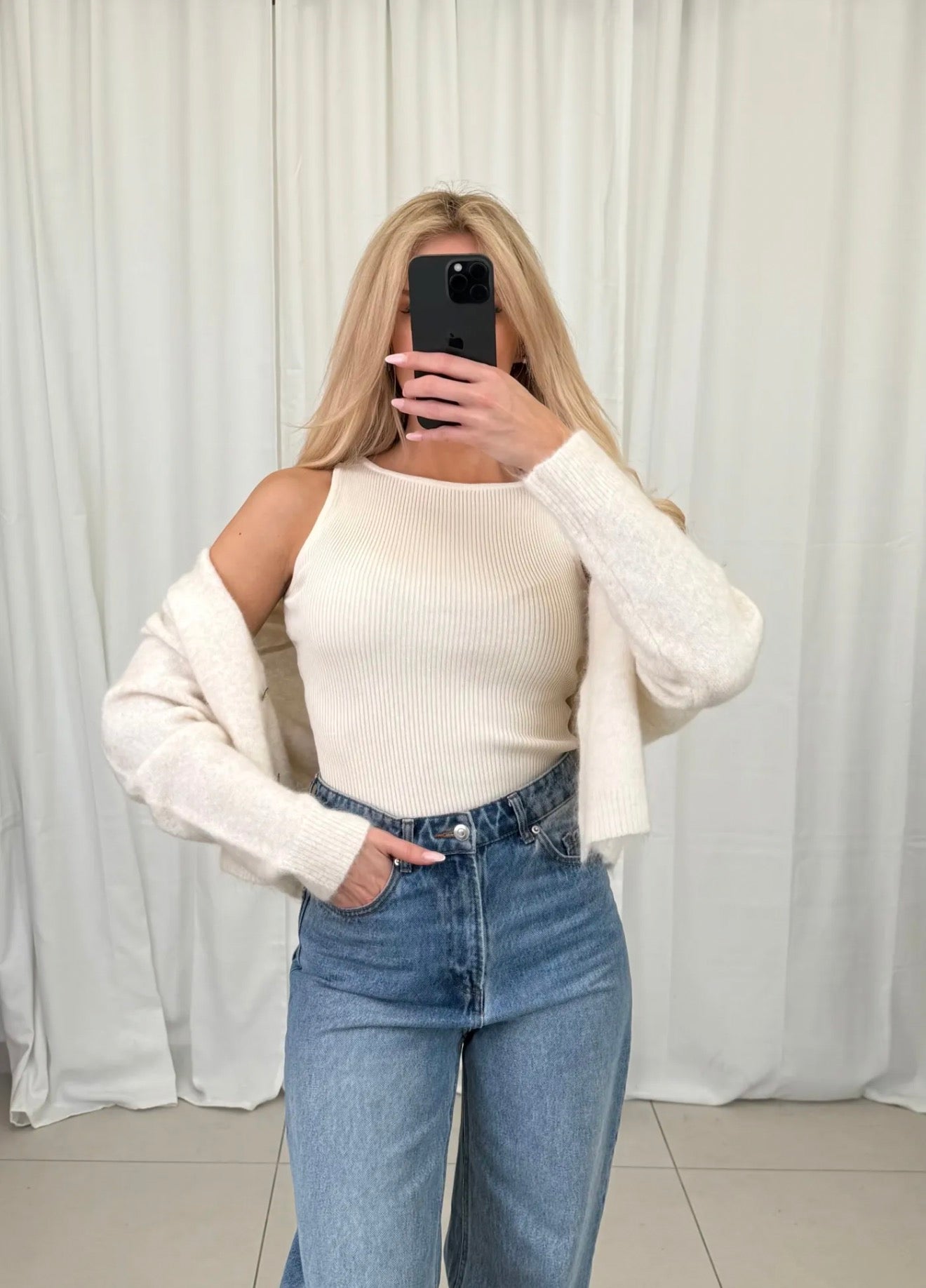⊹ LOU Top Beige ⊹