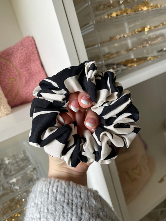 ⊹ MILOW ⊹ Scrunchie medium (handmade)