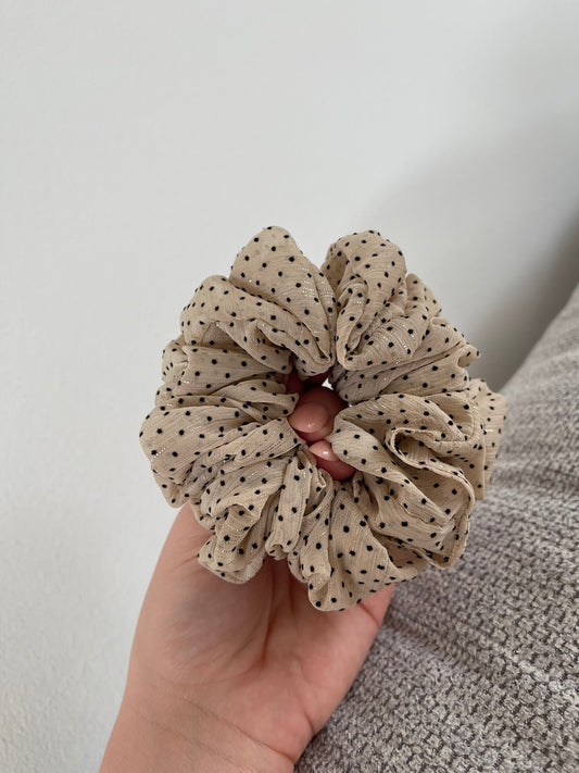 ⊹ DOTTI ⊹ Scrunchie medium (handmade)